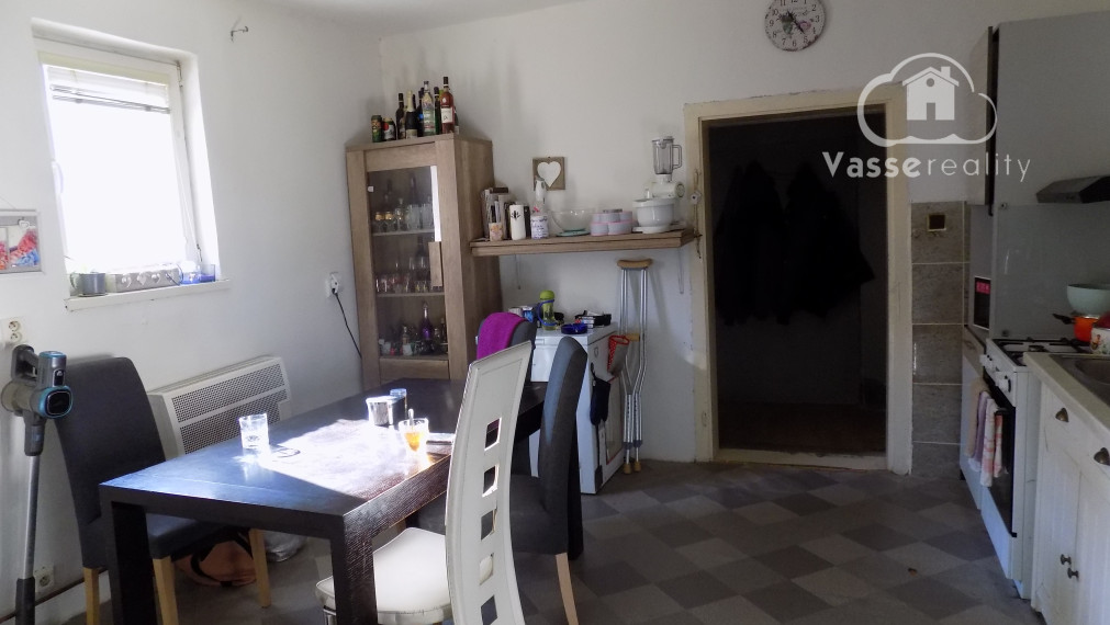 Na predaj domček v Rúbani s krásnym pozemkom  3436m2 vhodné na chov zvierat .