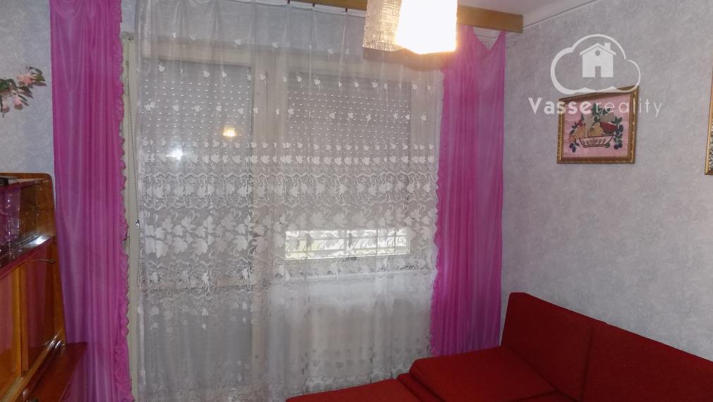 Poschodový dom v Tvrdošovciach  v centre obce  vhodné aj na podnikanie !