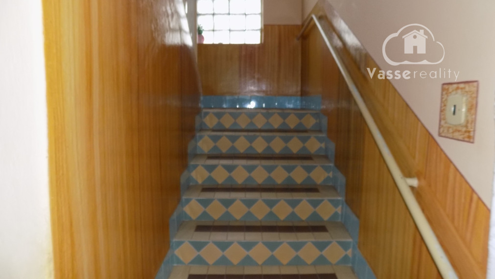 Poschodový dom v Tvrdošovciach  v centre obce  vhodné aj na podnikanie !