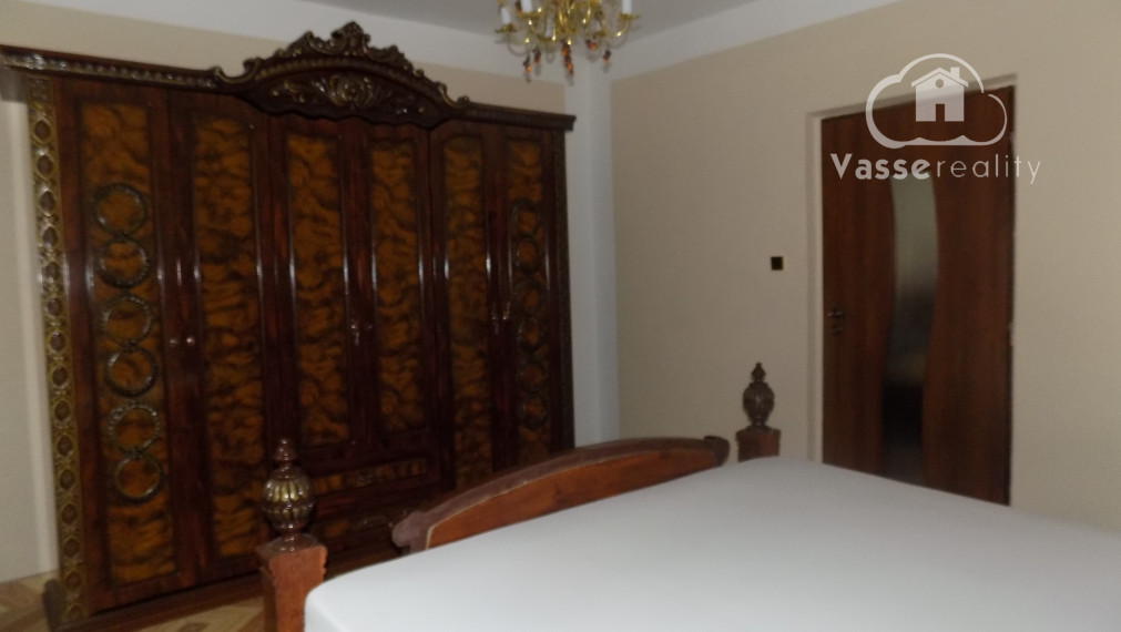 Na predaj 3 izb. dom s letnou kuchynkou  v Tvrdošovciach  .