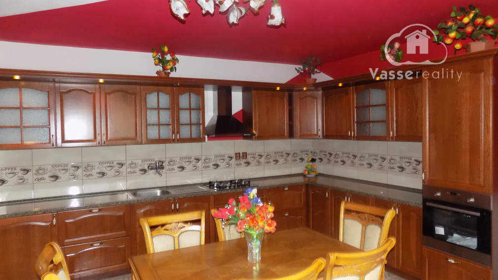 Na predaj 3 izb. dom s letnou kuchynkou  v Tvrdošovciach  .