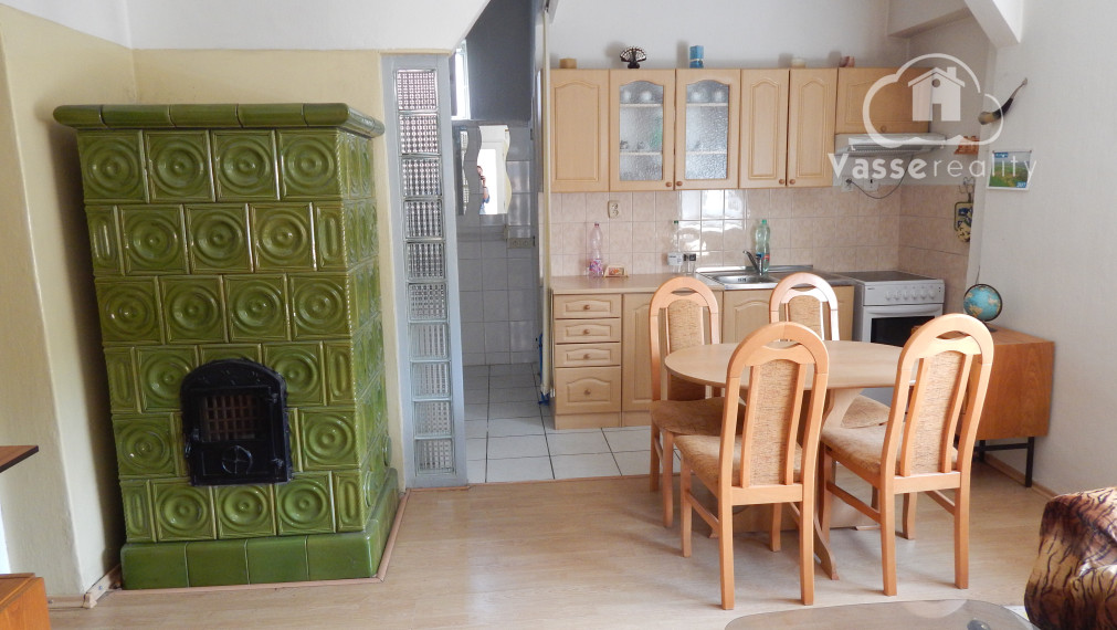 Rezervované !Na predaj ihneď obývateľný 3 izbový dom v Bajtave pri Štúrove !