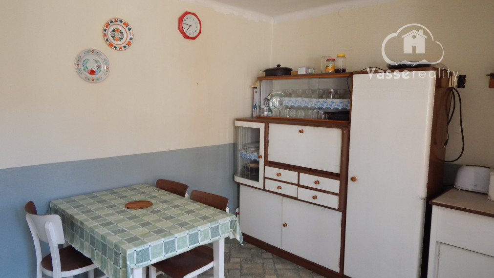 Rezervované !Na predaj ihneď obývateľný 3 izbový dom v Bajtave pri Štúrove !