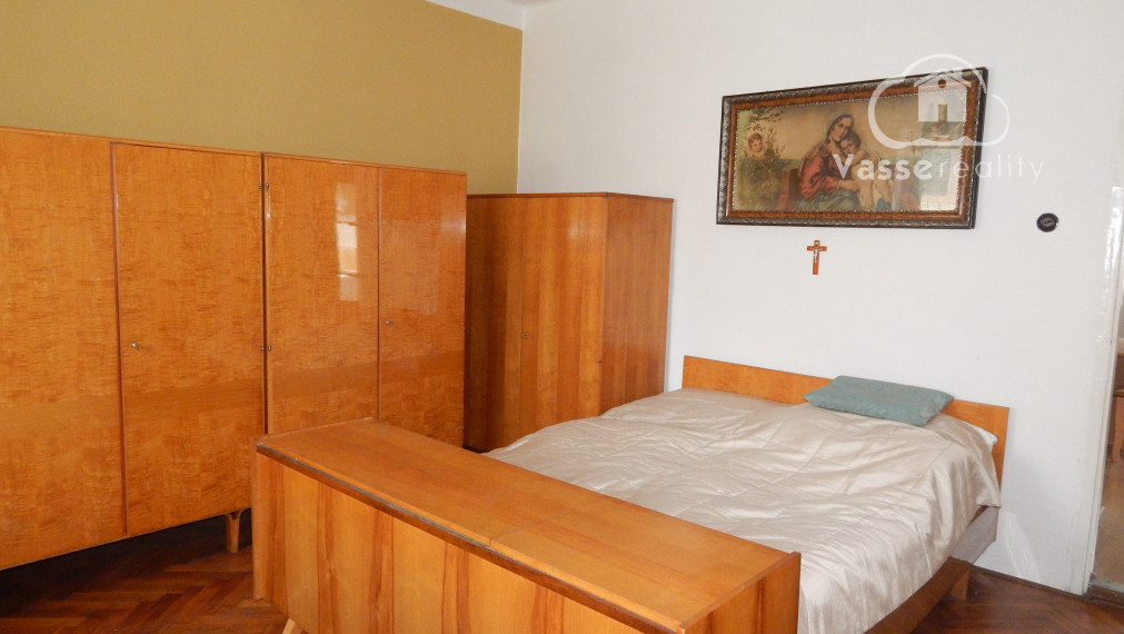 Rezervované !Na predaj ihneď obývateľný 3 izbový dom v Bajtave pri Štúrove !