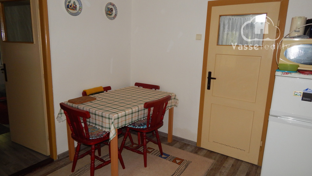 Na predaj dom v Klížskej Nemej, len 18 km od Veľkého Medera vhodný ako chalupa.