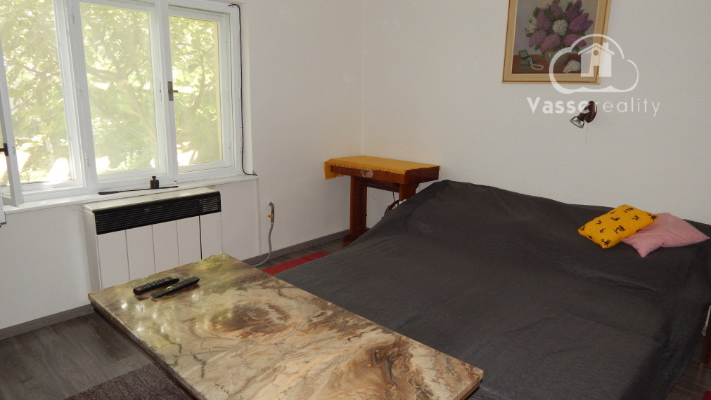 Na predaj dom v Klížskej Nemej, len 18 km od Veľkého Medera vhodný ako chalupa.