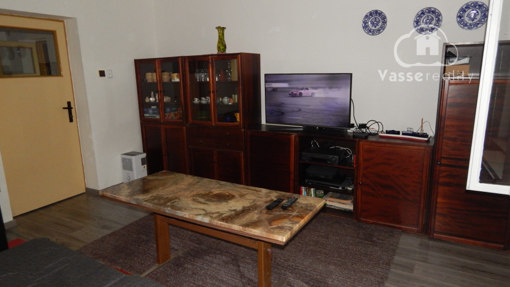 Na predaj dom v Klížskej Nemej, len 18 km od Veľkého Medera vhodný ako chalupa.