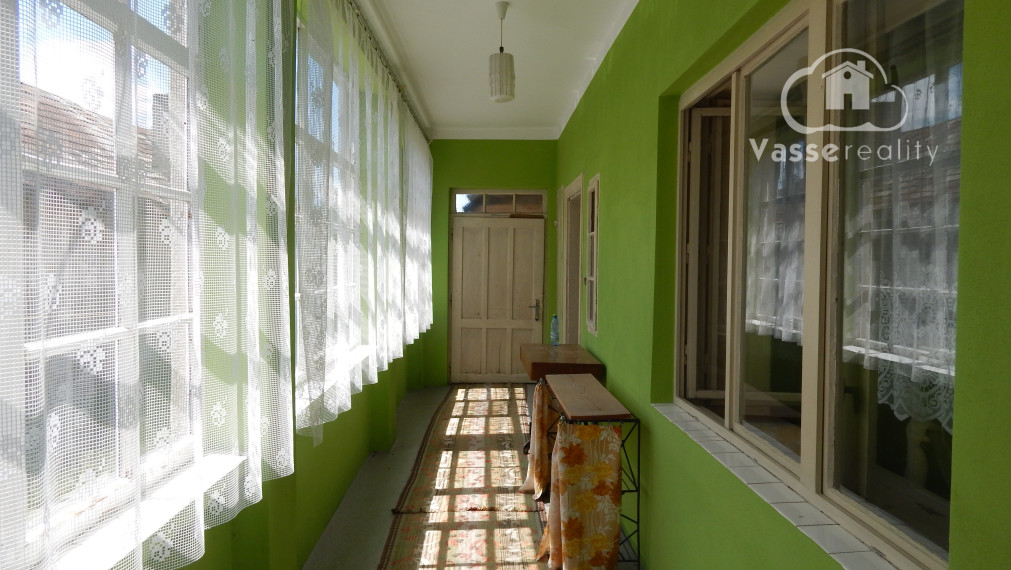 Na predaj 4 izbový dom vhodný aj ako chalupa v Malých Kosihách, 16 km od Štúrova.