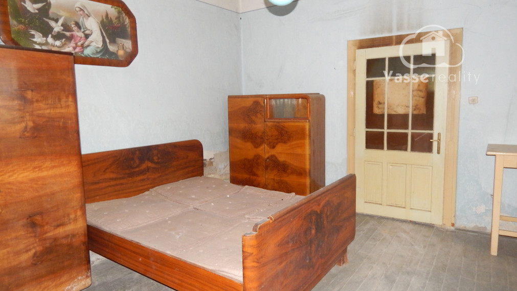 Na predaj 5 izbový dvojgeneračný dom v Salke pri Štúrove !