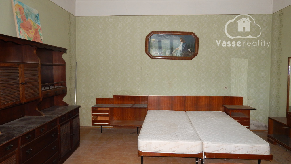 Na predaj 5 izbový dvojgeneračný dom v Salke pri Štúrove !