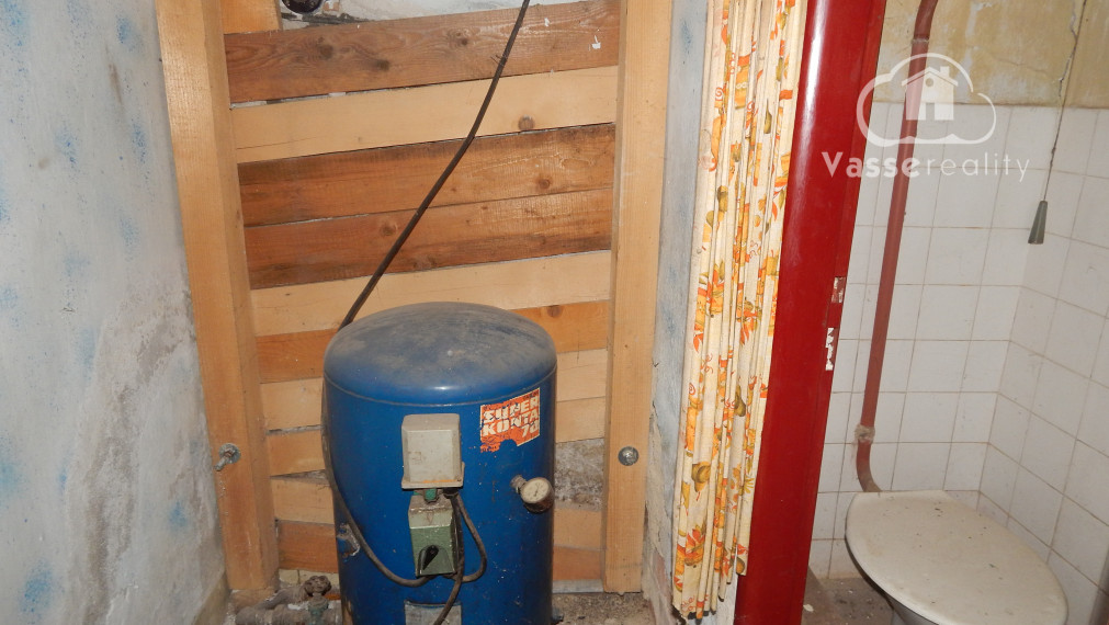 Na predaj 5 izbový dvojgeneračný dom v Salke pri Štúrove !