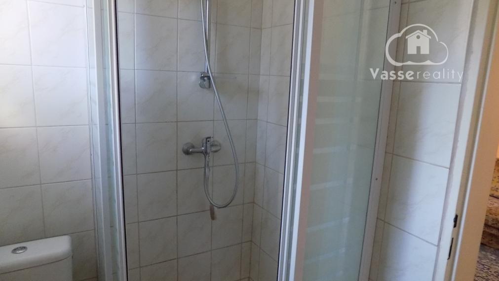 Na predaj 4 izb.dom s veľkou záhradou   3304 m2 v Rúbani  pri Štúrove .