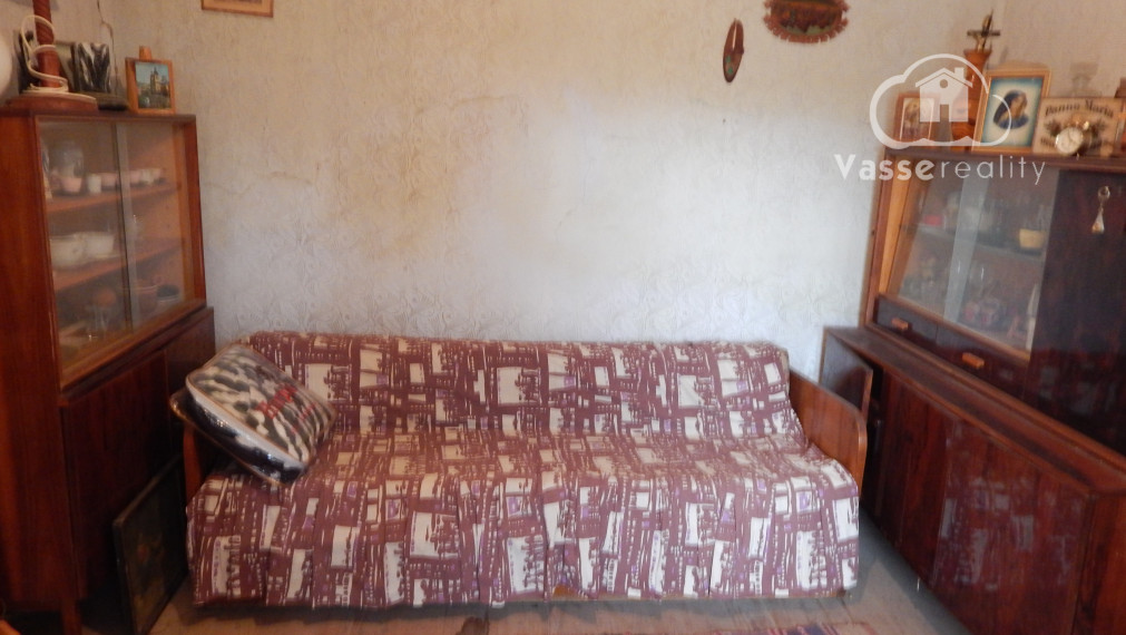 Na predaj chalupa  v Dubníku pri Štúrove  .