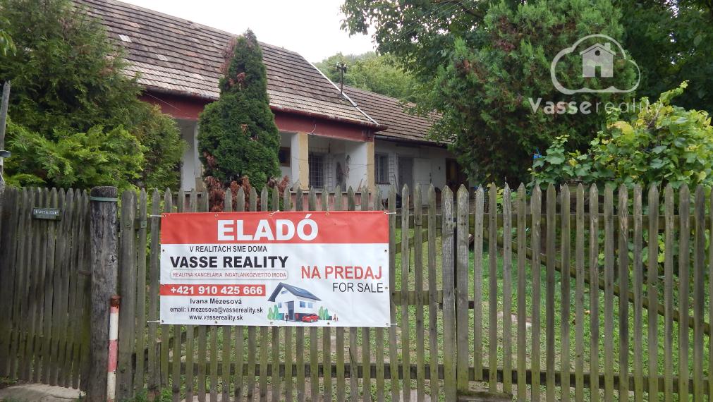 Na predaj chalupa  v Dubníku pri Štúrove  .