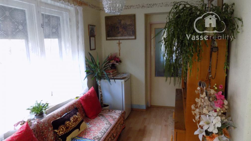 Na predaj tehlový 3 izb. dom v Rúbani - pozemok 2592 m2  pri rybníku .