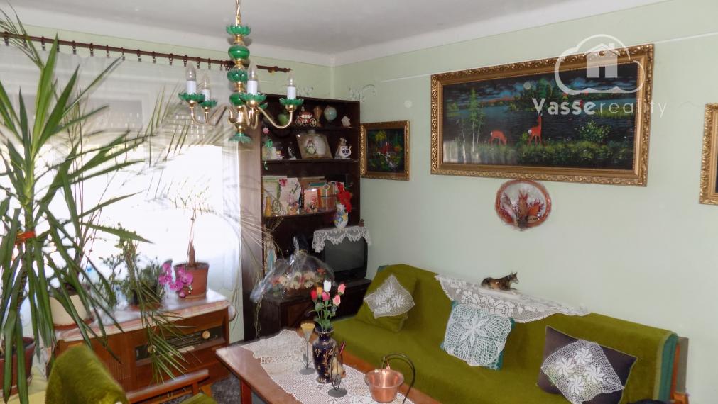 Na predaj tehlový 3 izb. dom v Rúbani - pozemok 2592 m2  pri rybníku .