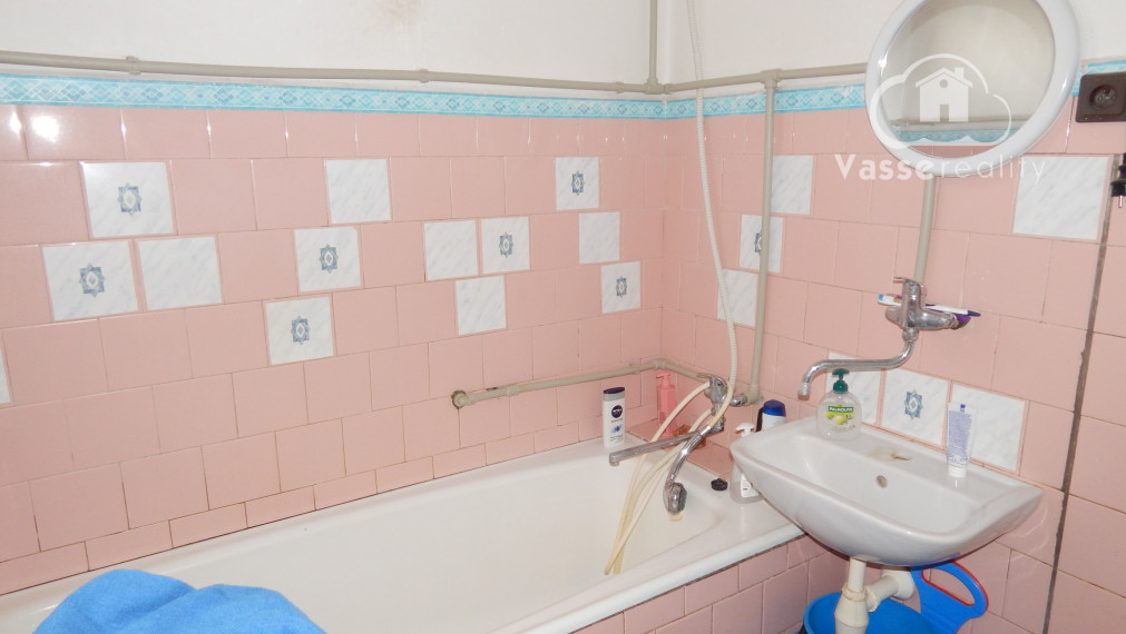 Na predaj 3 izbový rodinný dom v Imeli, len 3km od kúpaliska v Nesvadoch.