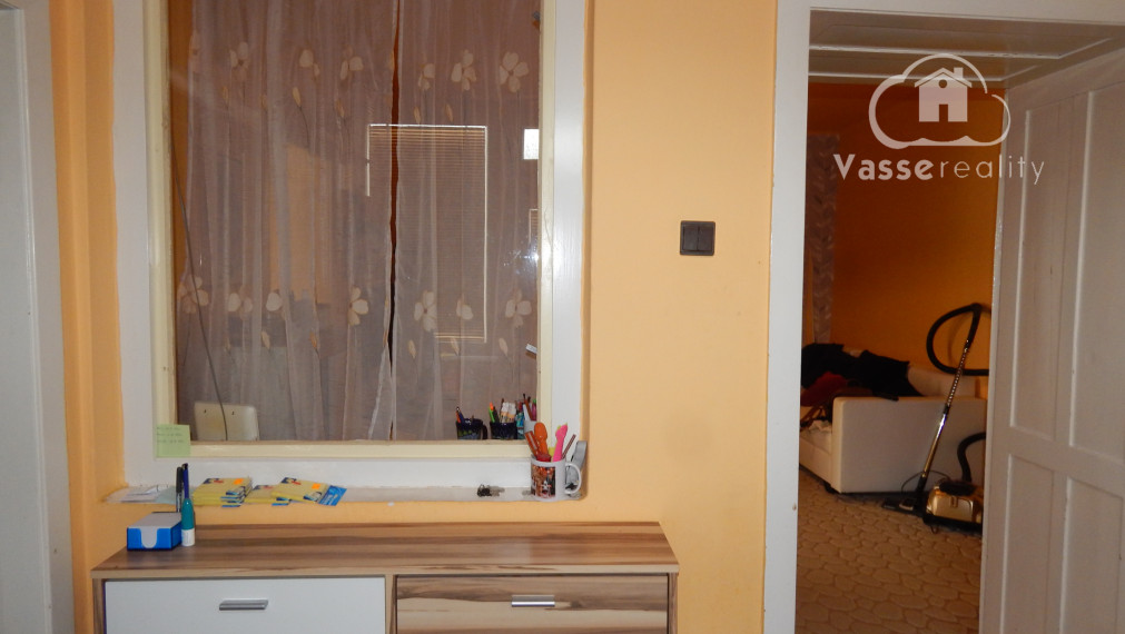 Na predaj 3 izbový rodinný dom v Imeli, len 3km od kúpaliska v Nesvadoch.