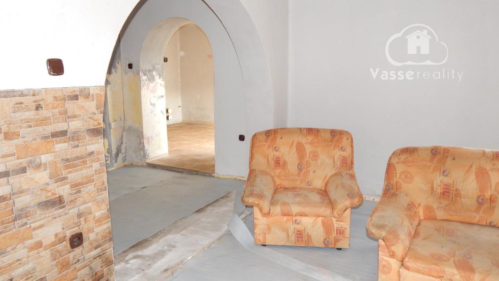 Na predaj 3 izbový rodinný dom v Strekove .