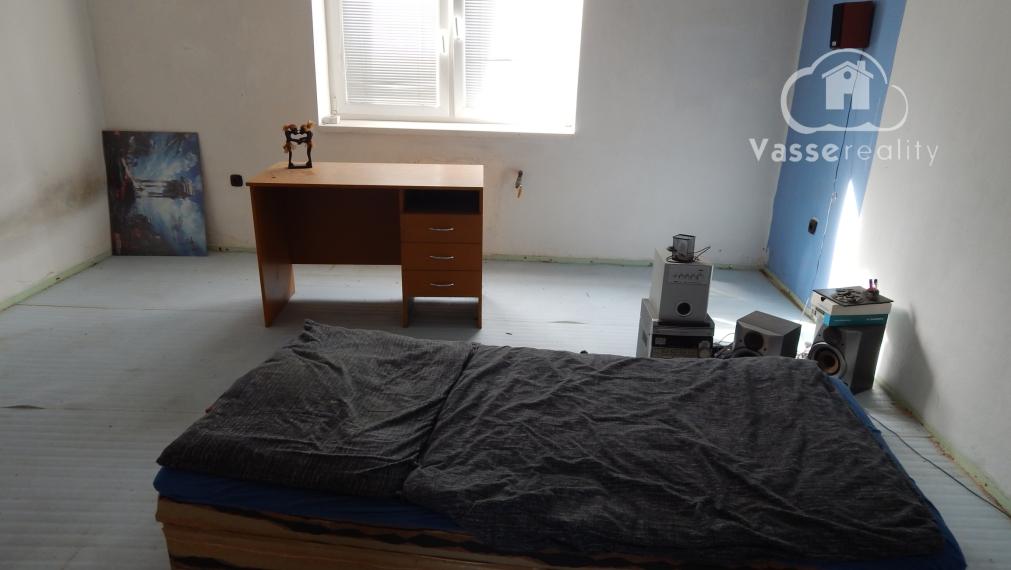 Na predaj 3 izbový rodinný dom v Strekove .