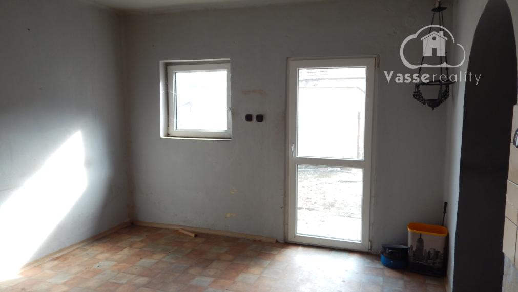 Na predaj 3 izbový rodinný dom v Strekove .