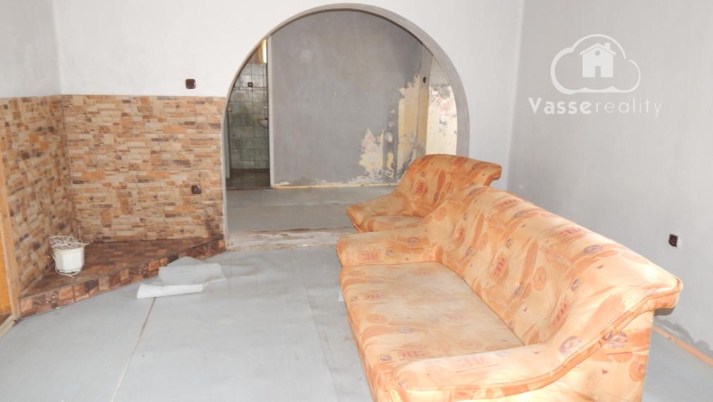 Na predaj 3 izbový rodinný dom v Strekove .