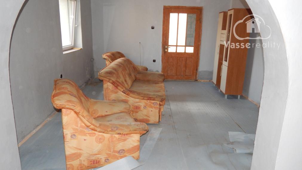 Na predaj 3 izbový rodinný dom v Strekove .