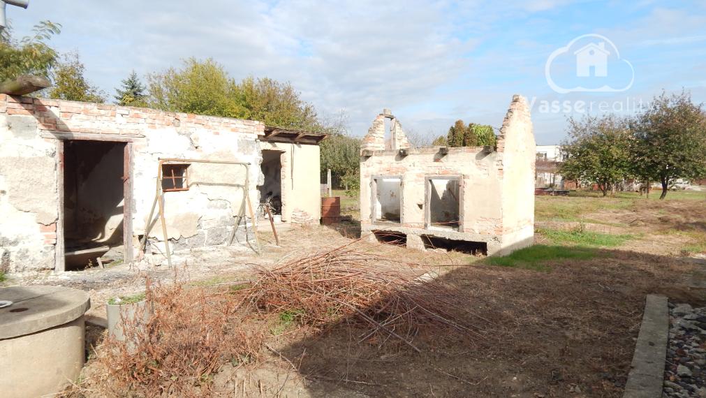 Na predaj 3 izbový rodinný dom v Strekove .