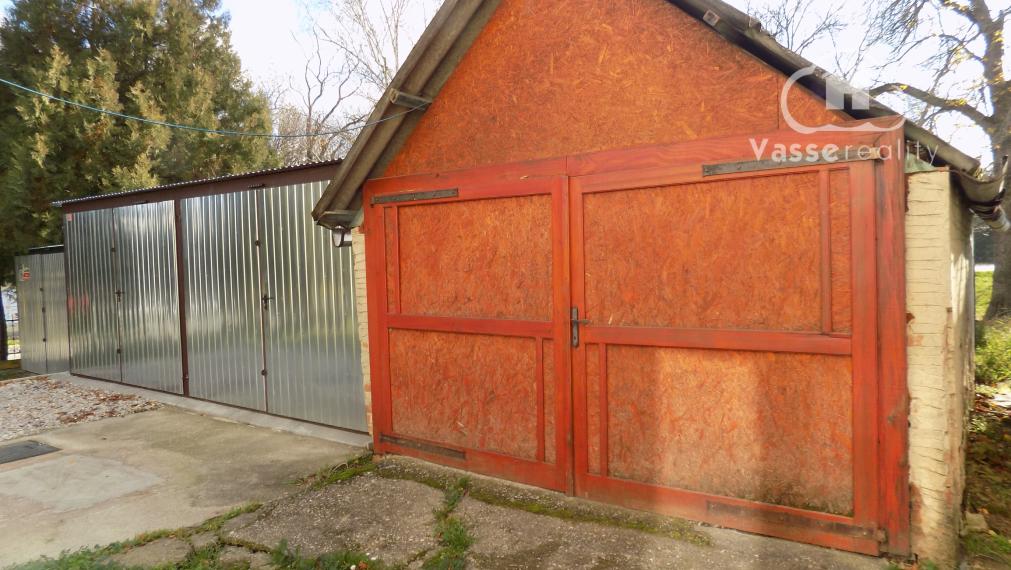 Priestranný 4-izbový byt s garážou, klimatizáciou a skvelou dispozíciou v obci Dubník