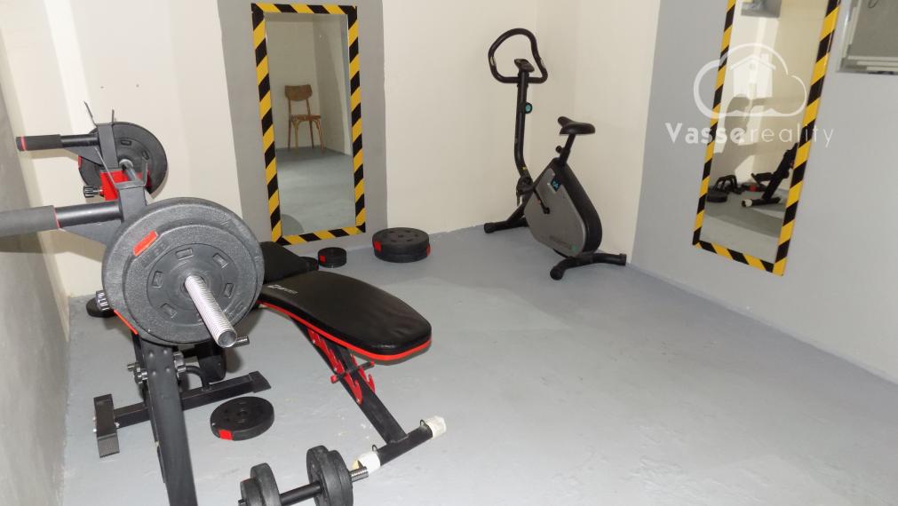 Priestranný 4-izbový byt s garážou, klimatizáciou a skvelou dispozíciou v obci Dubník