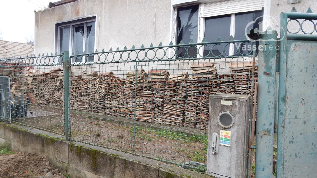 Na predaj 3 izbový rodinný dom v Dubníku pri Nových Zámkoch.