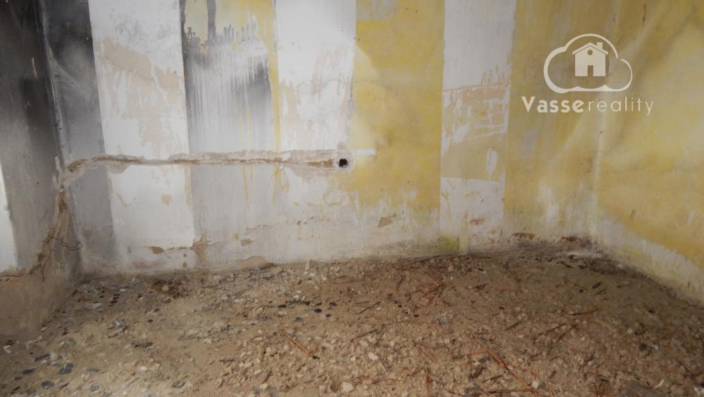 Na predaj 3 izbový rodinný dom v Dubníku pri Nových Zámkoch.