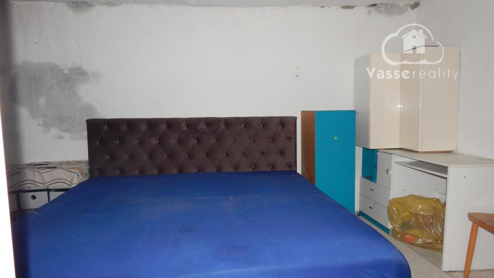 Na predaj 3 izbový rodinný dom v Dubníku pri Nových Zámkoch.