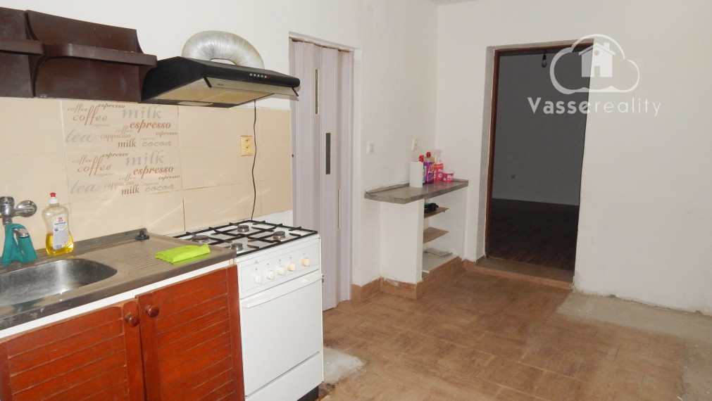 Rezervované ! Na predaj 3- izbová   chalupa v Semerove