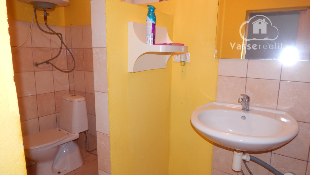 Rezervované ! Na predaj 3- izbová   chalupa v Semerove