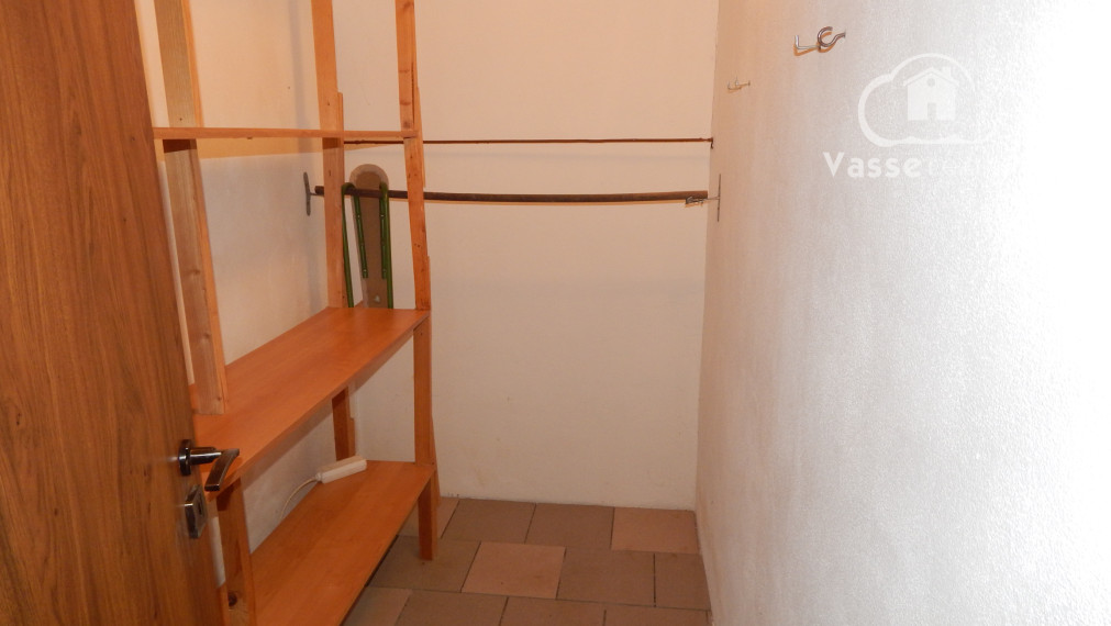 Rezervované ! Na predaj 3- izbová   chalupa v Semerove