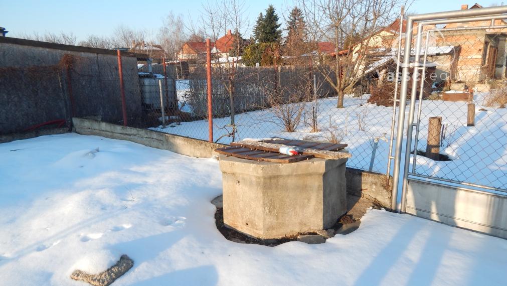 Na predaj pozemok 388 m2 v obci  Mužla pri Štúrove .