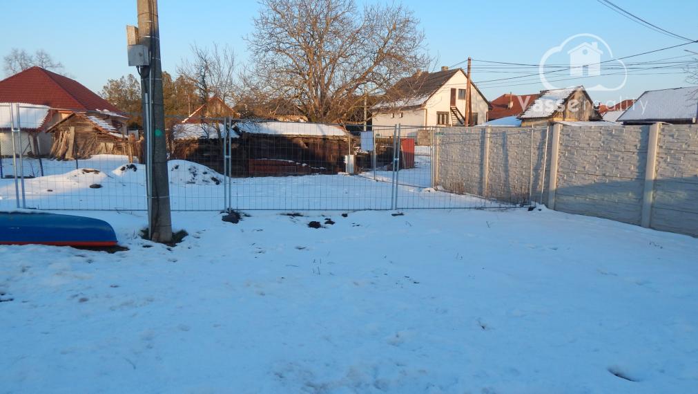 Na predaj pozemok 388 m2 v obci  Mužla pri Štúrove .