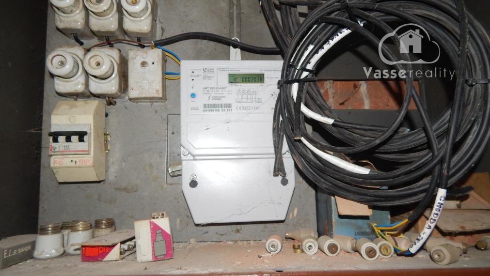 Na predaj 4 izbový rodinný dom v Kolárove s pozemkom 984 m2.