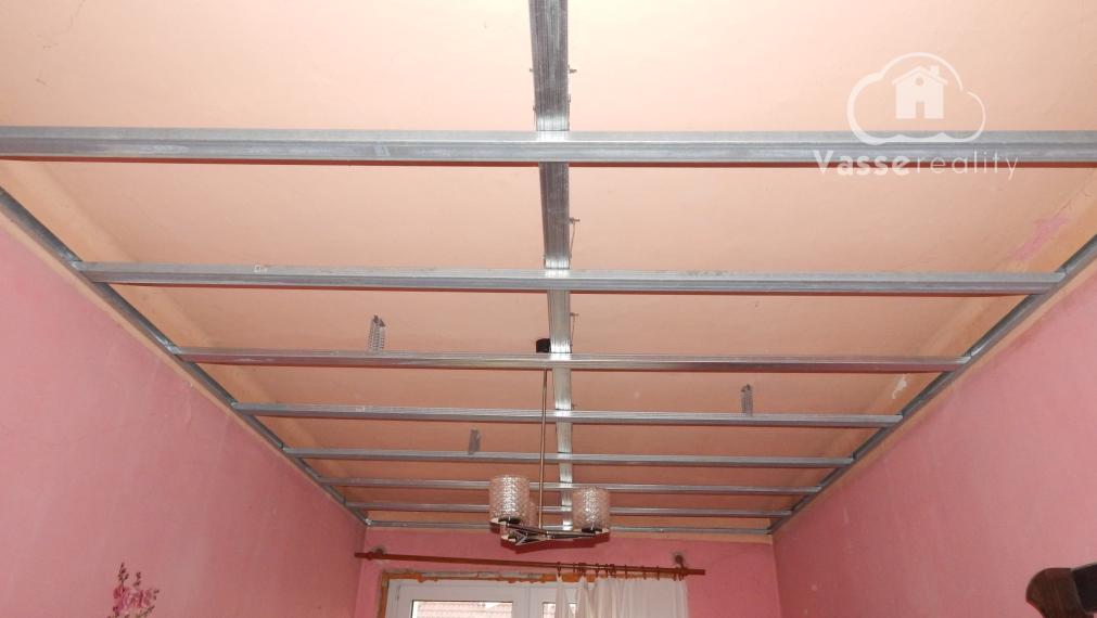 Na predaj 4 izbový rodinný dom v Kolárove s pozemkom 984 m2.