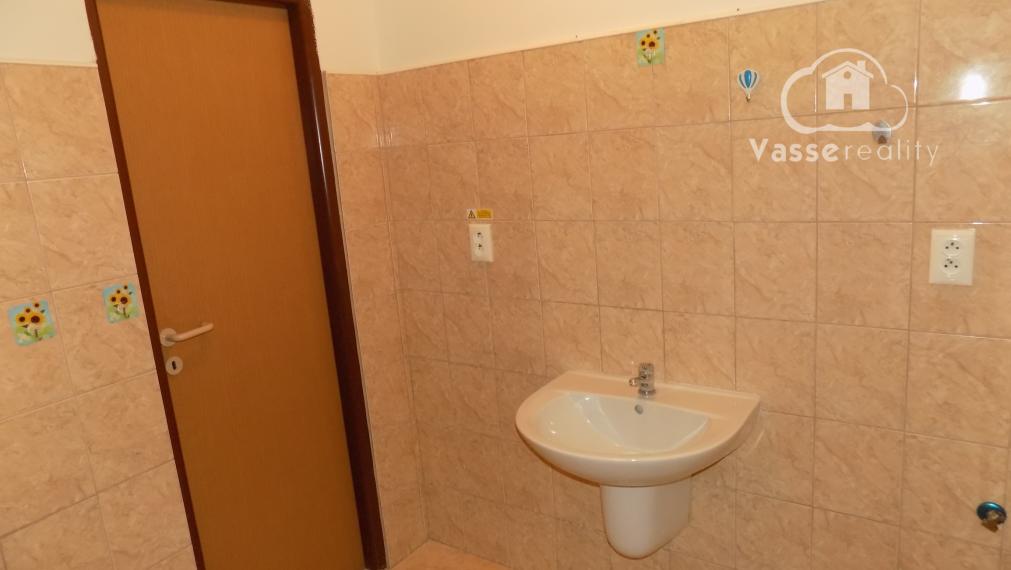 NOVINKA: Exkluzívny 2-izbový byt v Štúrove – Vadaš na skok!