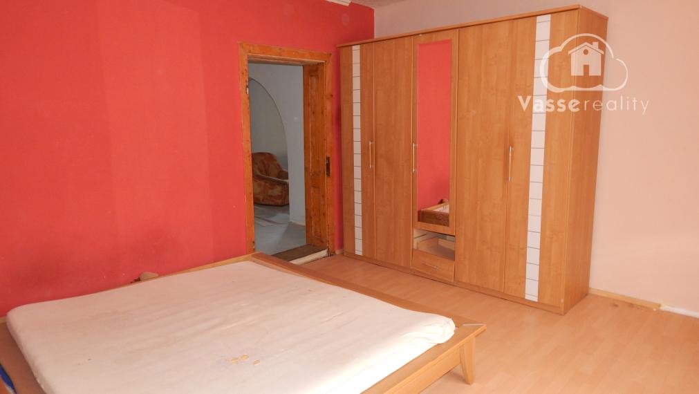 Na predaj 3 izbový rodinný dom v Strekove .