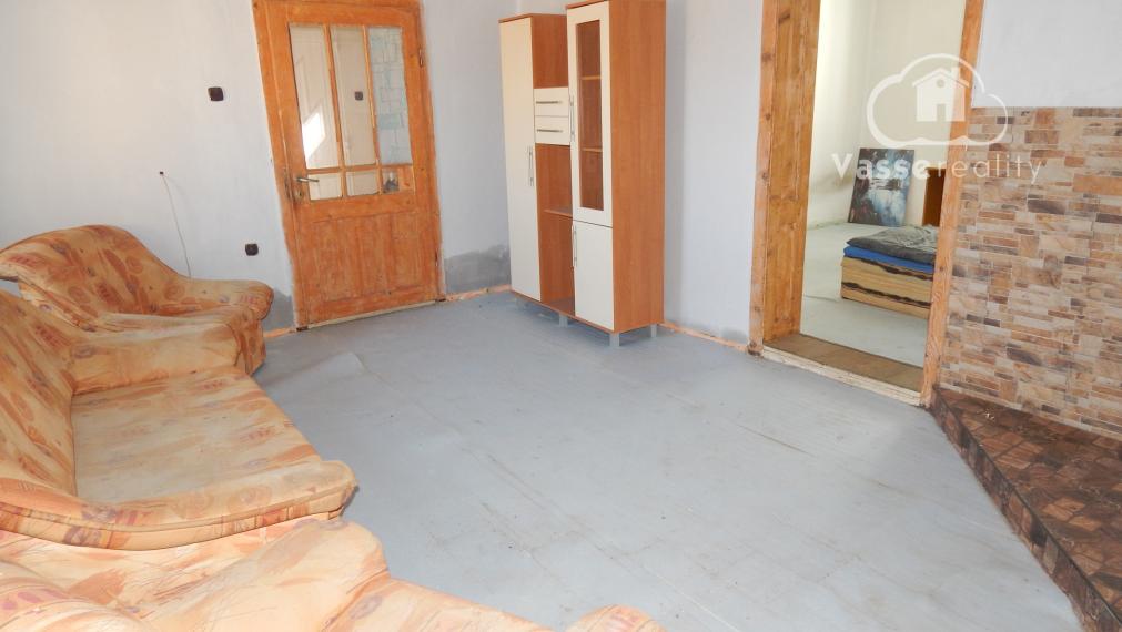 Na predaj 3 izbový rodinný dom v Strekove .