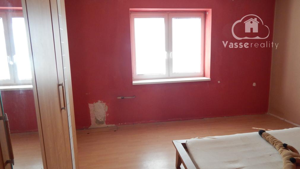 Na predaj 3 izbový rodinný dom v Strekove .