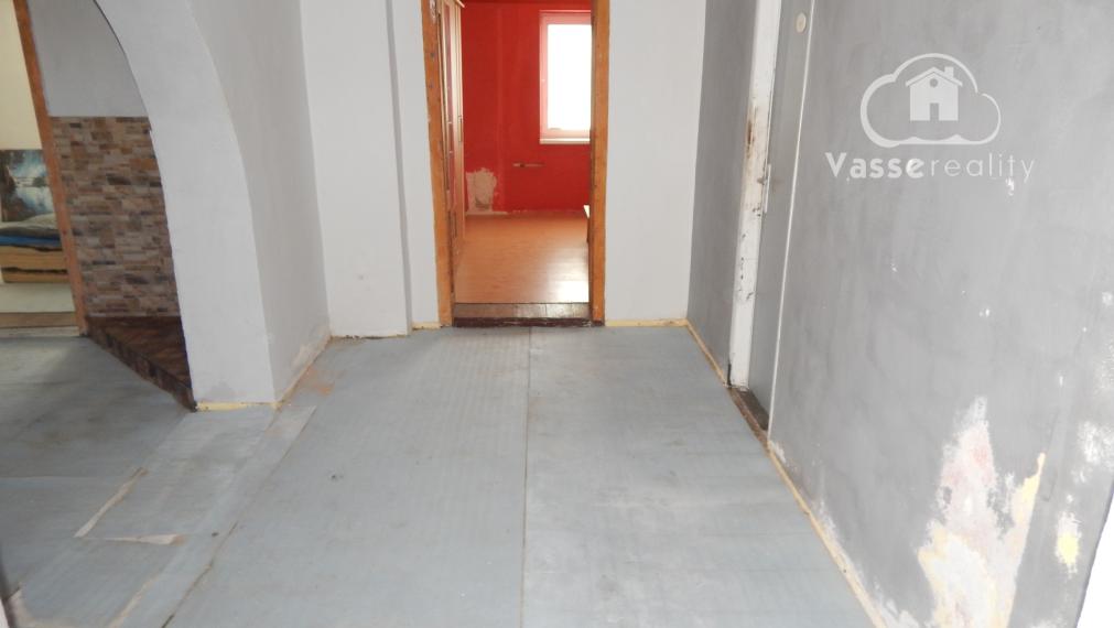 Na predaj 3 izbový rodinný dom v Strekove .