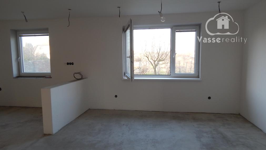 Na predaj 3 izbový rodinný dom v Šuranoch.