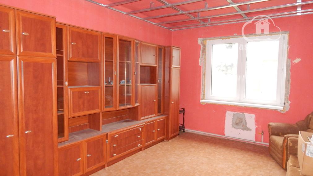 Na predaj 4 izbový rodinný dom v Kolárove s pozemkom 984 m2.