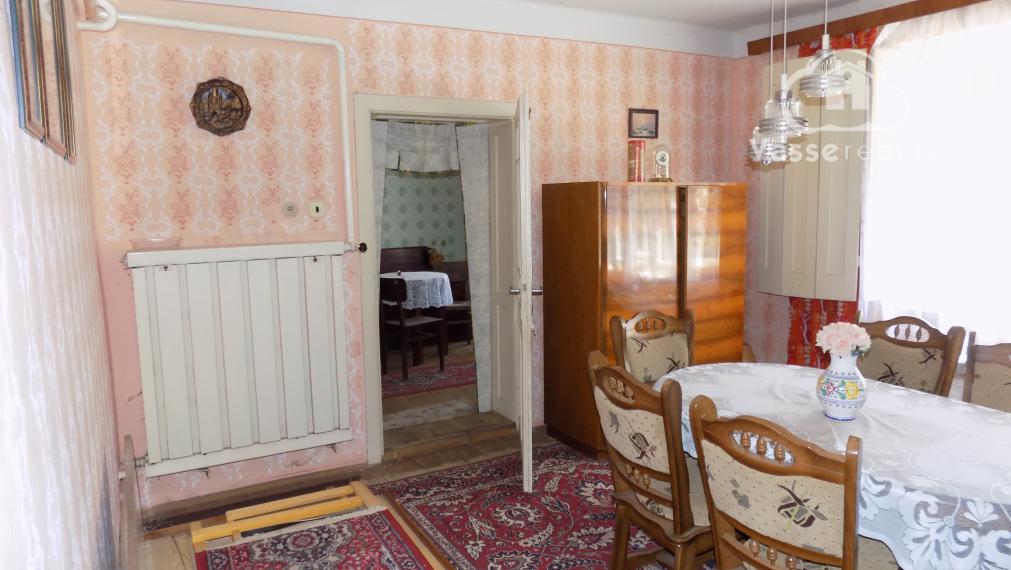 Na predaj tehlový dom v Strekove pri žel.stanici.