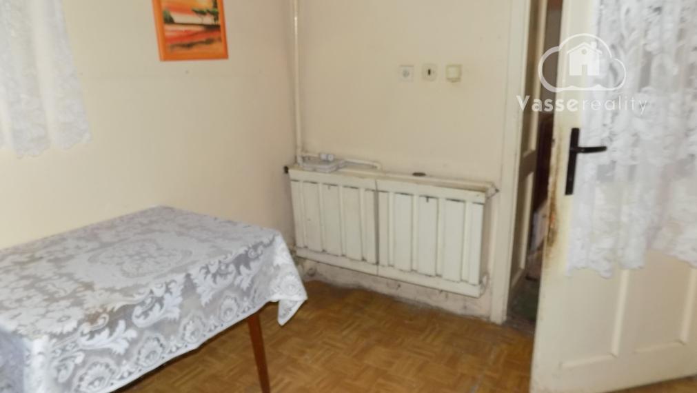 Na predaj tehlový dom v Strekove pri žel.stanici.