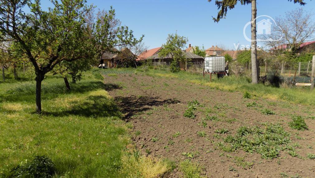 Na predaj tehlový dom v Rúbani pri Štúrove.